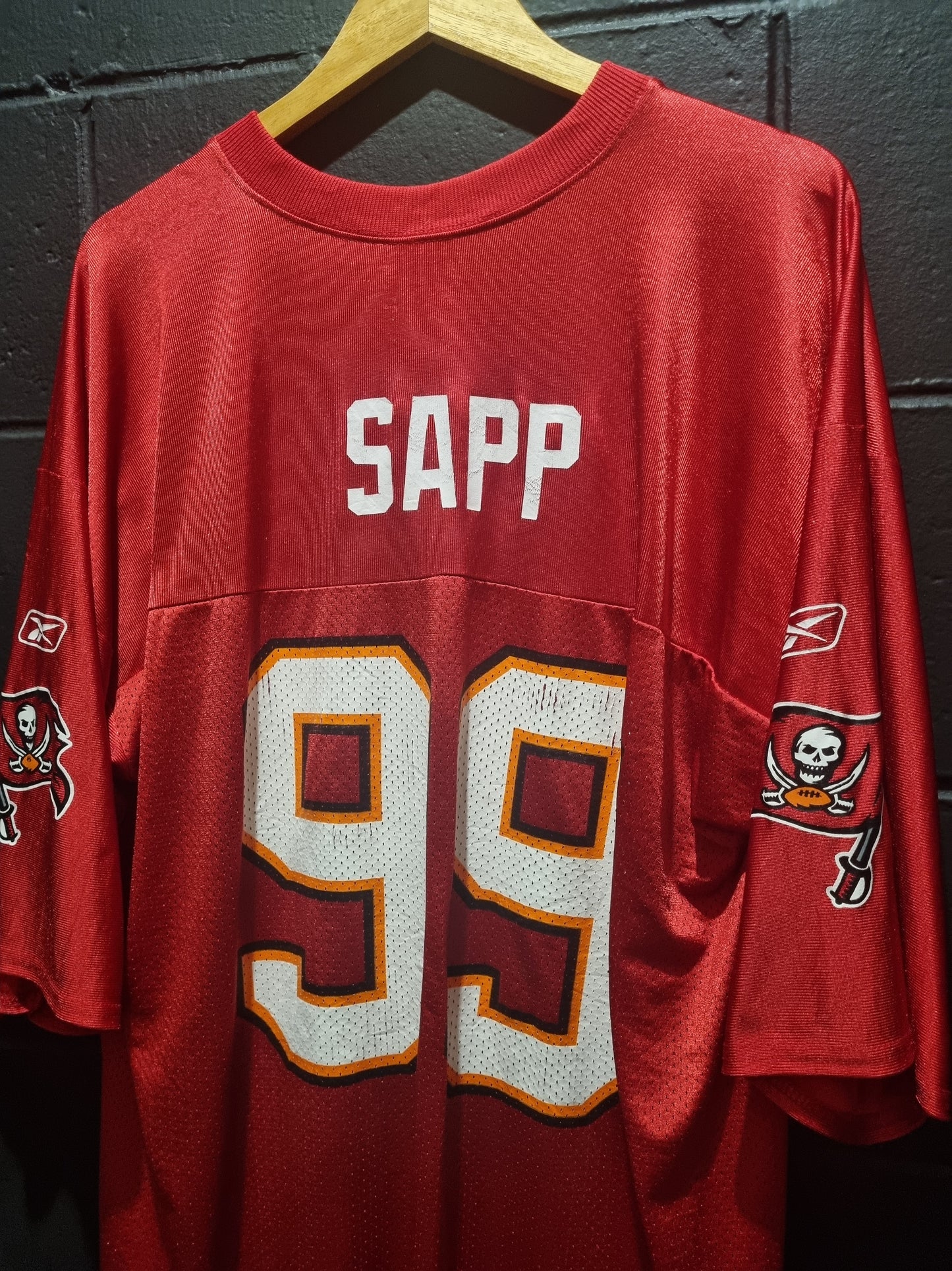Buccaneers Sapp Reebok XL