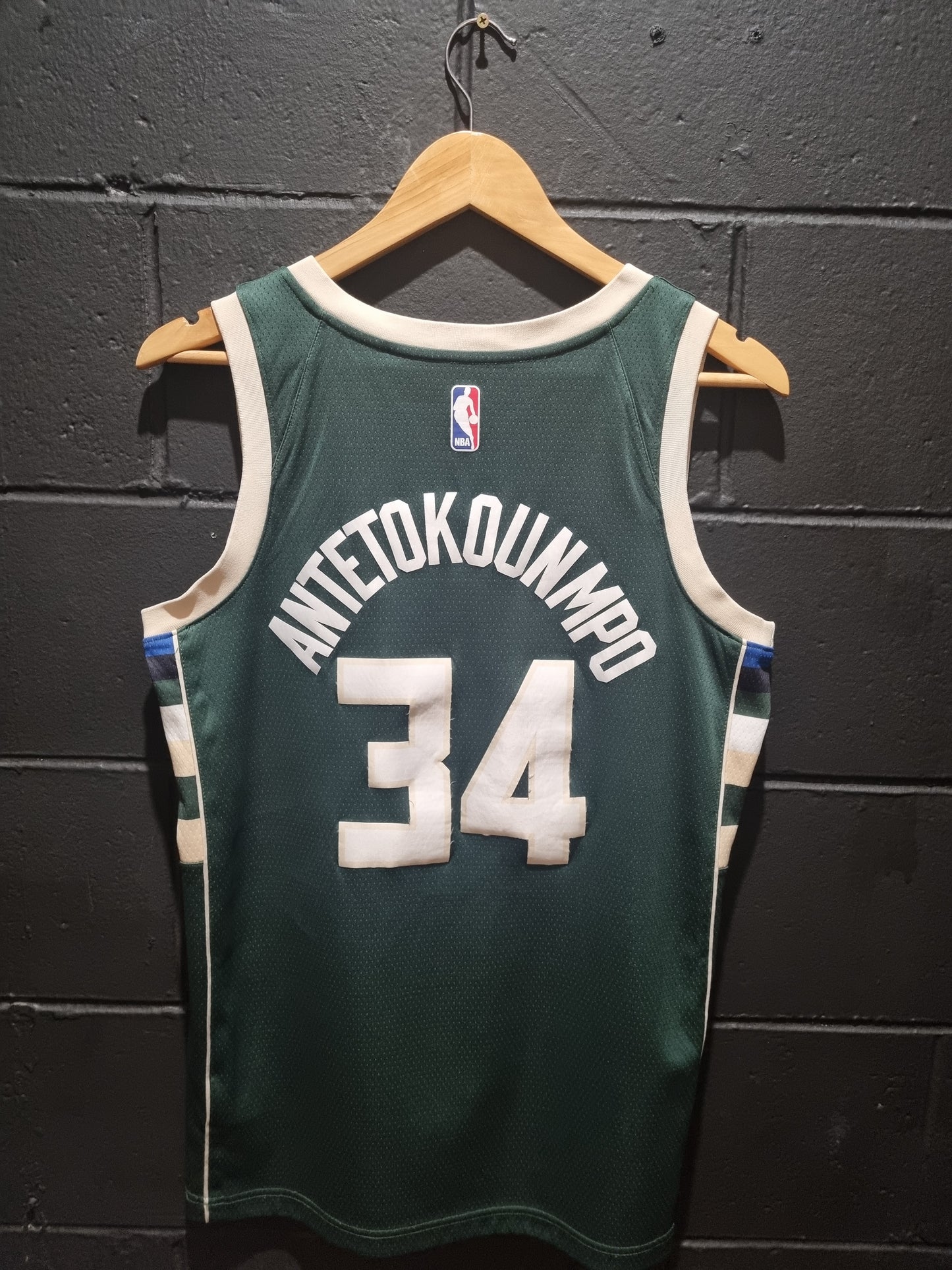 Milwaukee Antetokounmpo Nike Swingman Small