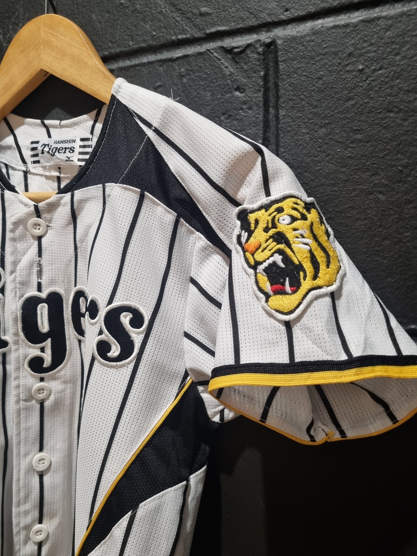 Hanshin Tigers Murton Youth Medium 10/12