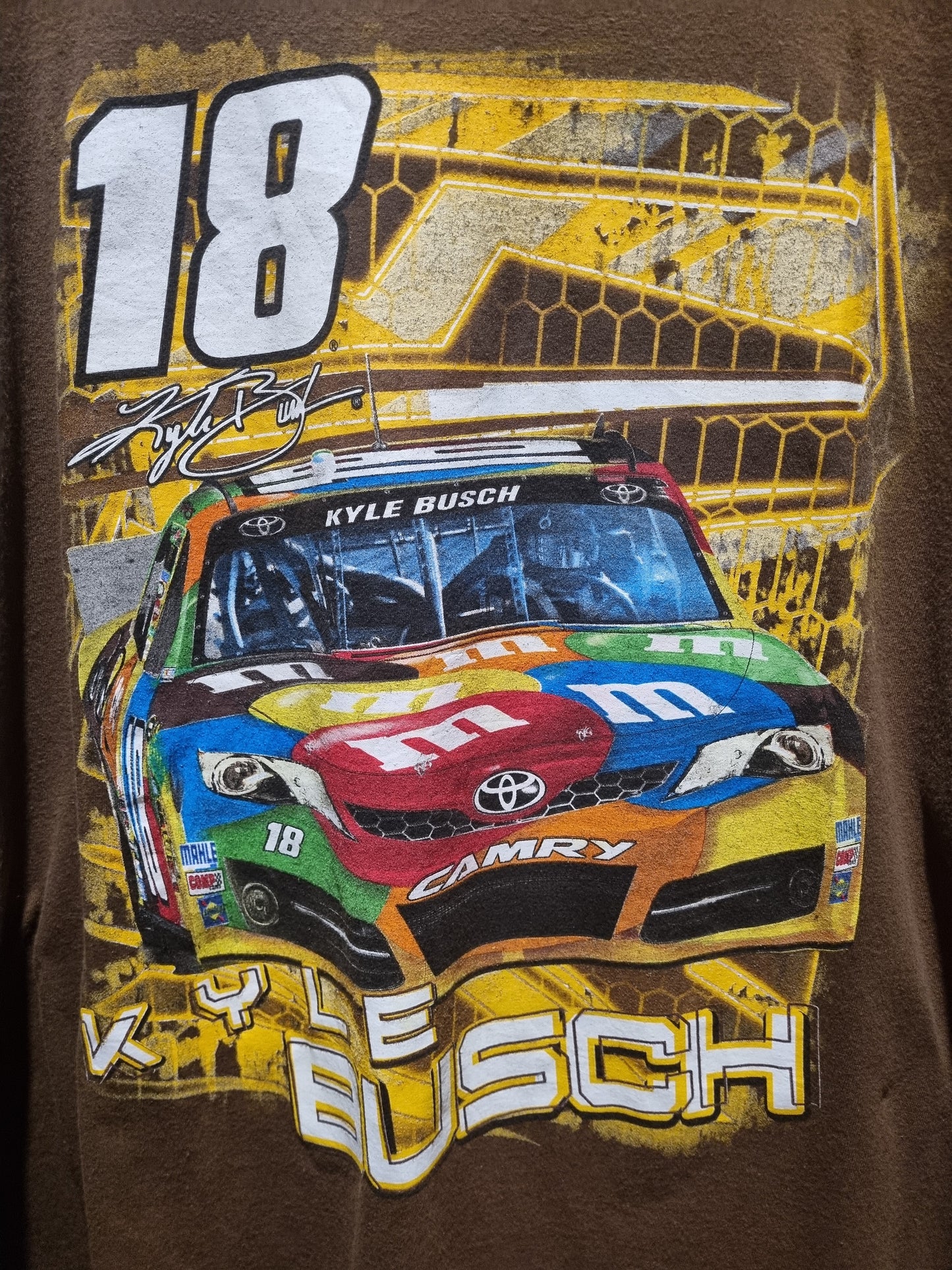 Kyle Busch 18 M&M Camry 2XL