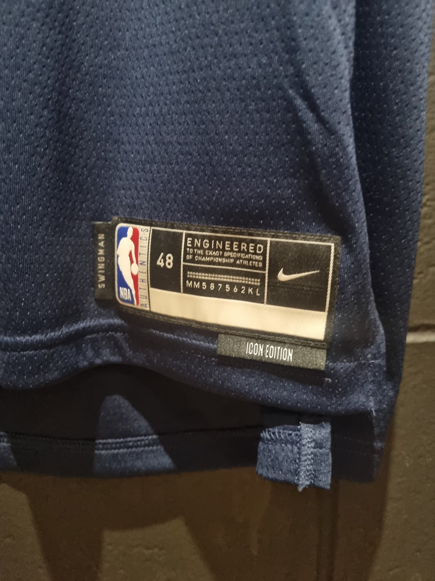 Memphis Grizzlies Morant Nike Large Brand New With Tag