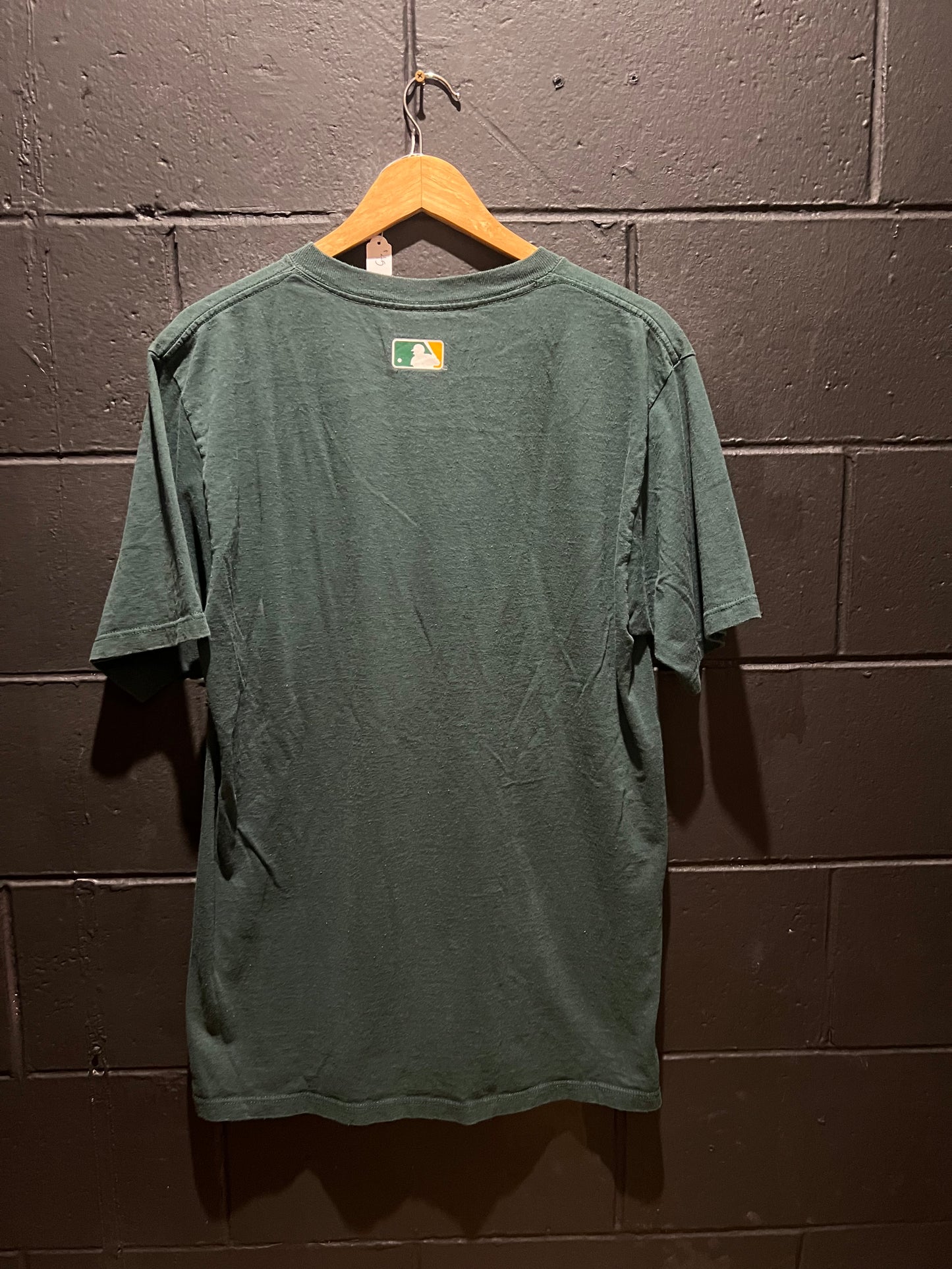 Oakland Athletics Majestic T-Shirt Large