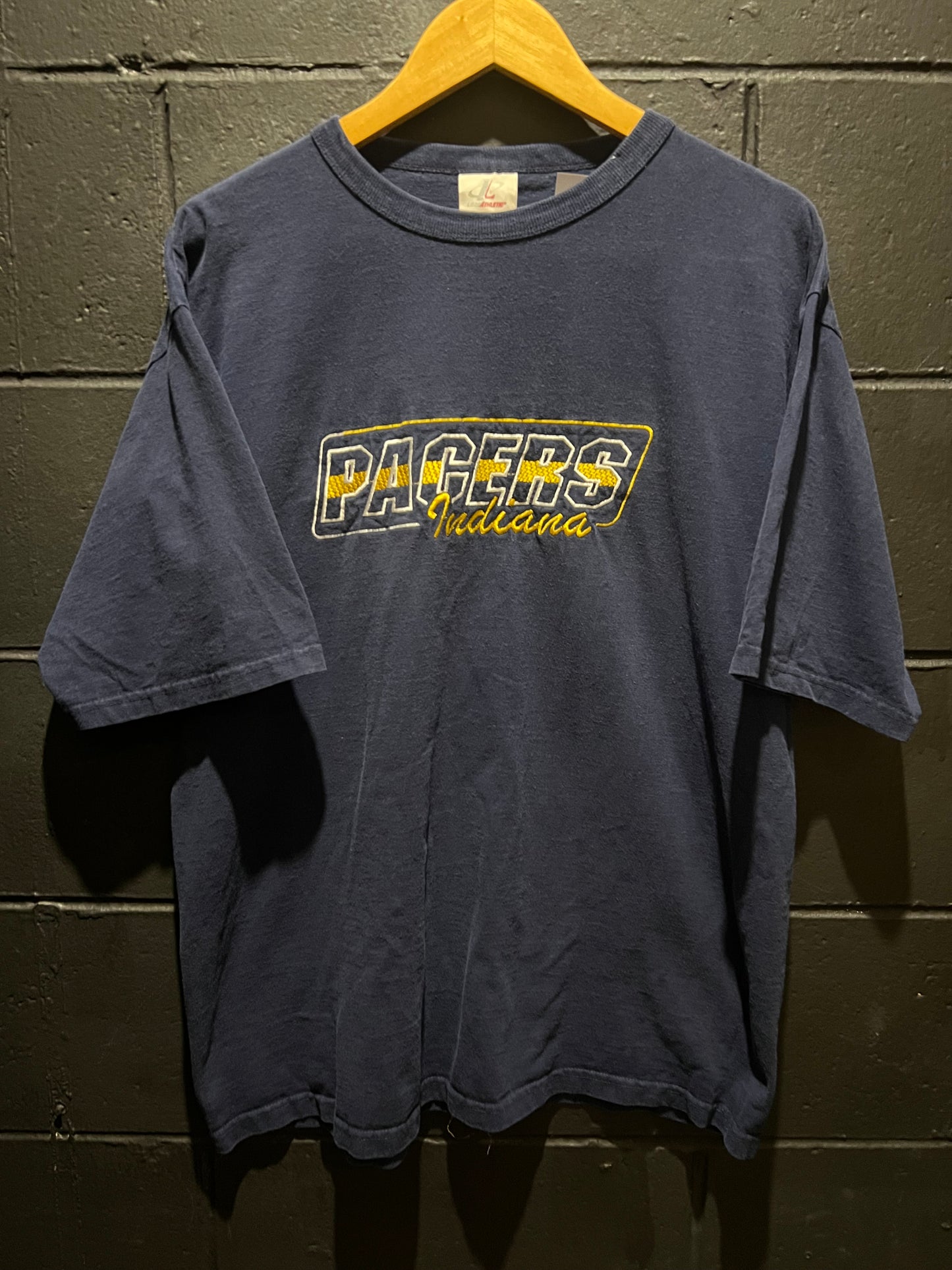 Indiana Pacers Logo Athletic NBA T-shirt XL