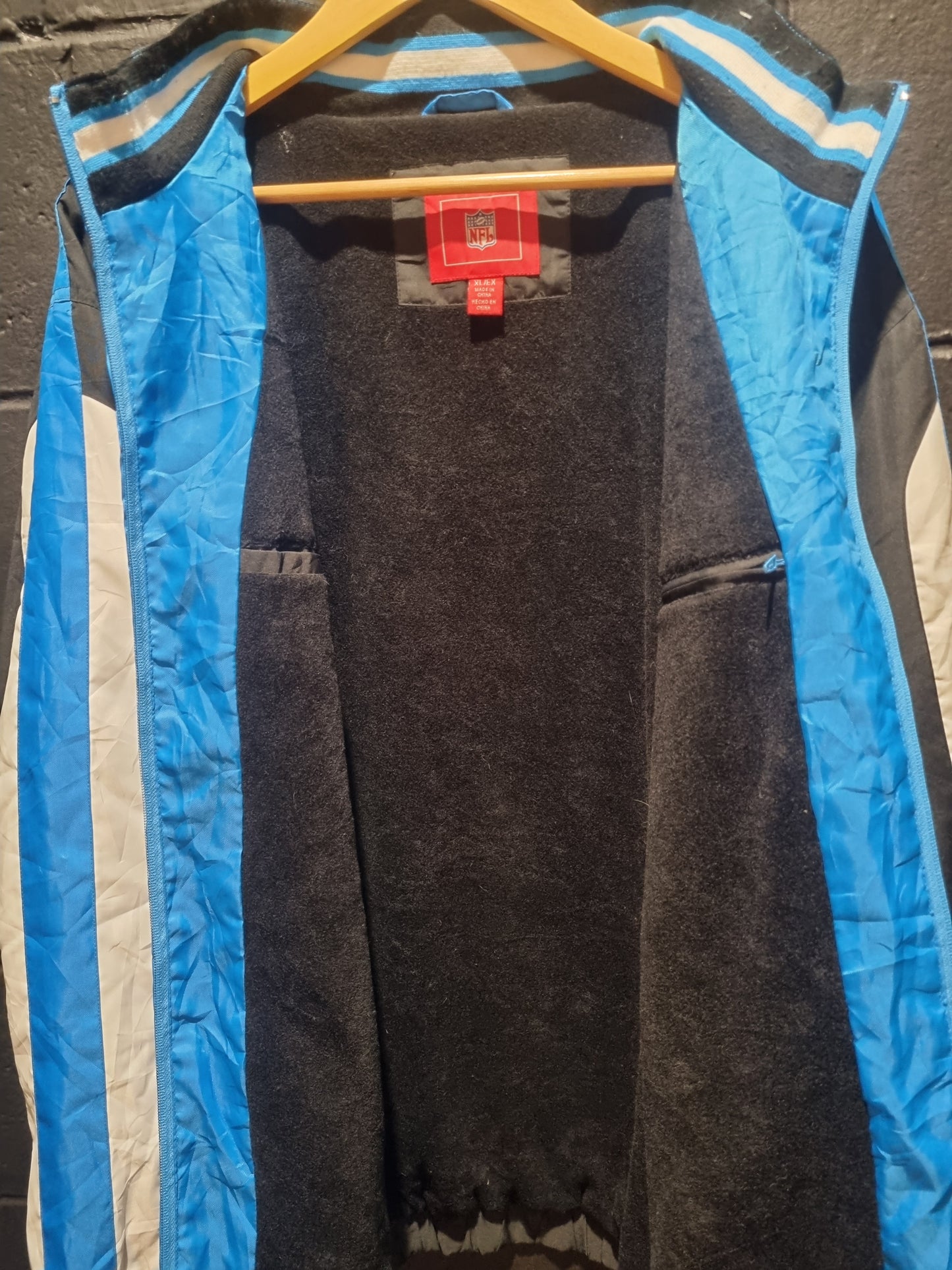 Carolina Panthers Team NFL Puffer Jacket XL
