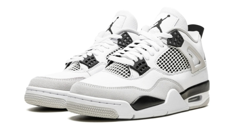 AIR JORDAN 4 RETRO 'MILITARY BLACK'