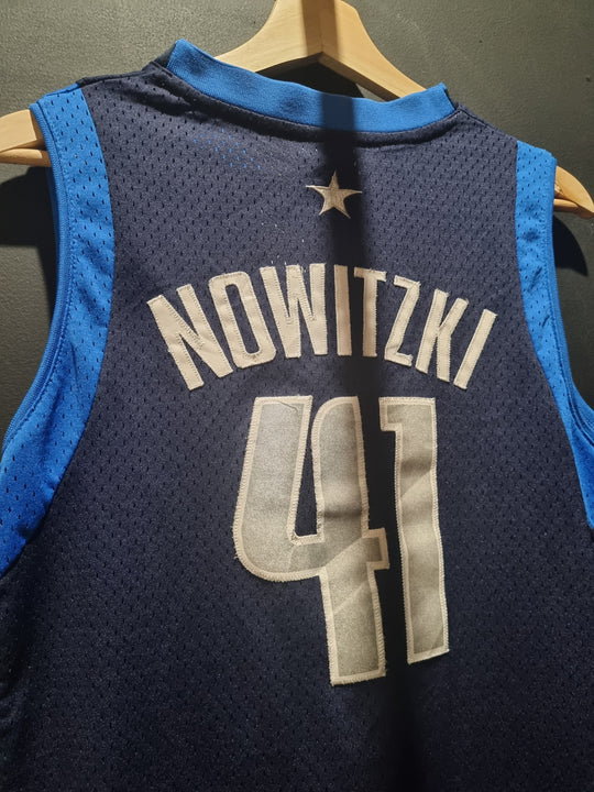 Dallas Mavericks 41 Nowitzki Youth L