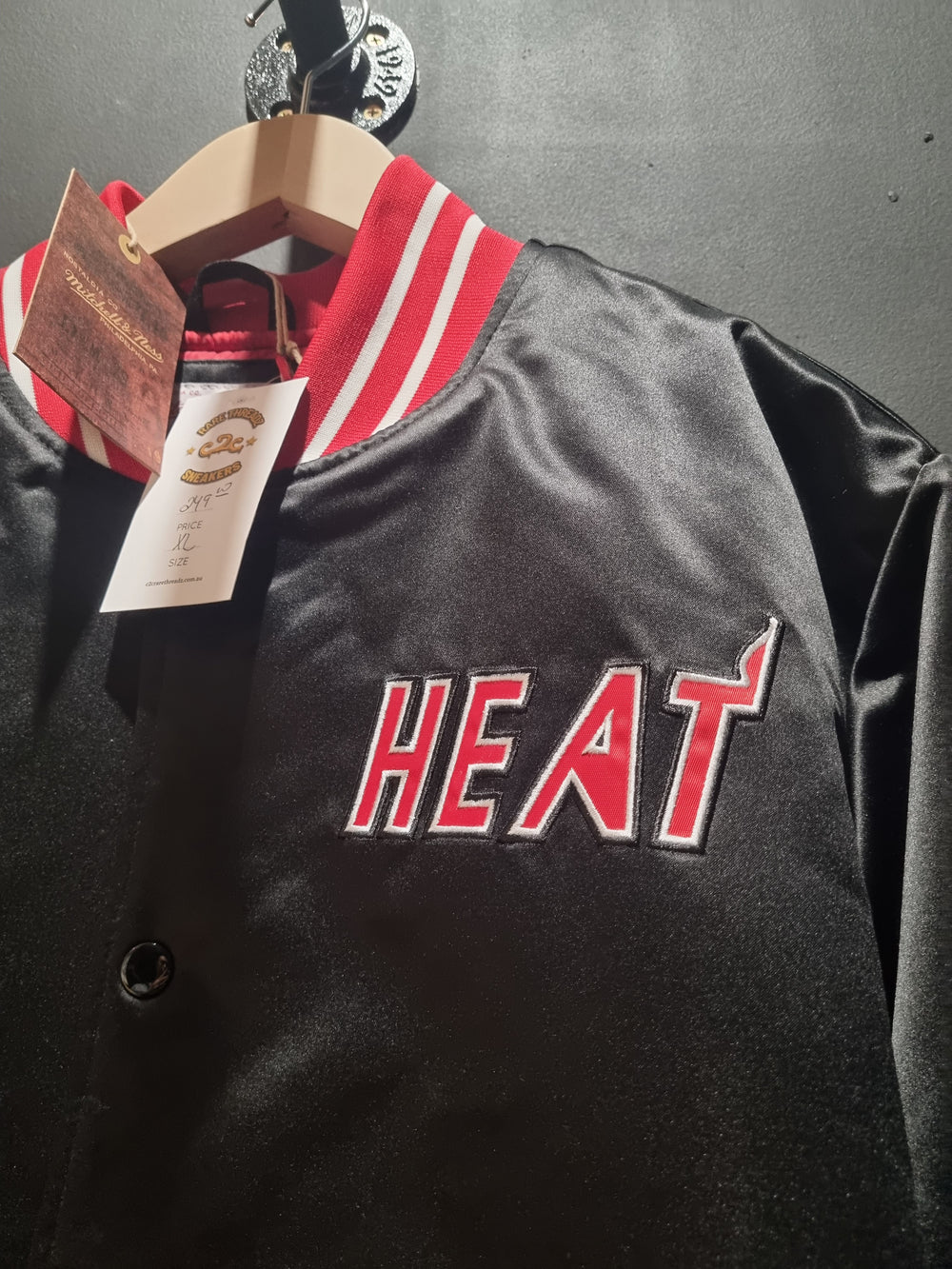 Miami Heat Satin Bombers Mitchell & Ness XL