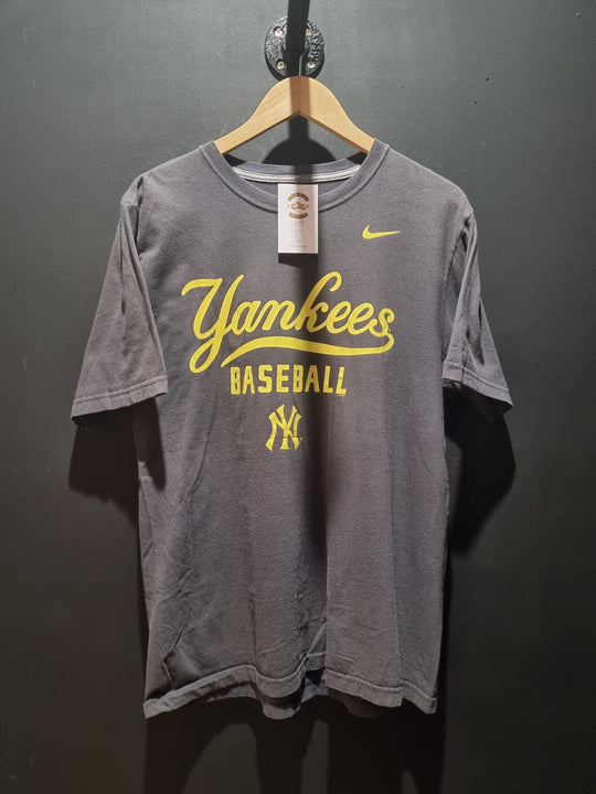 Yankees Baseball Nike Medium