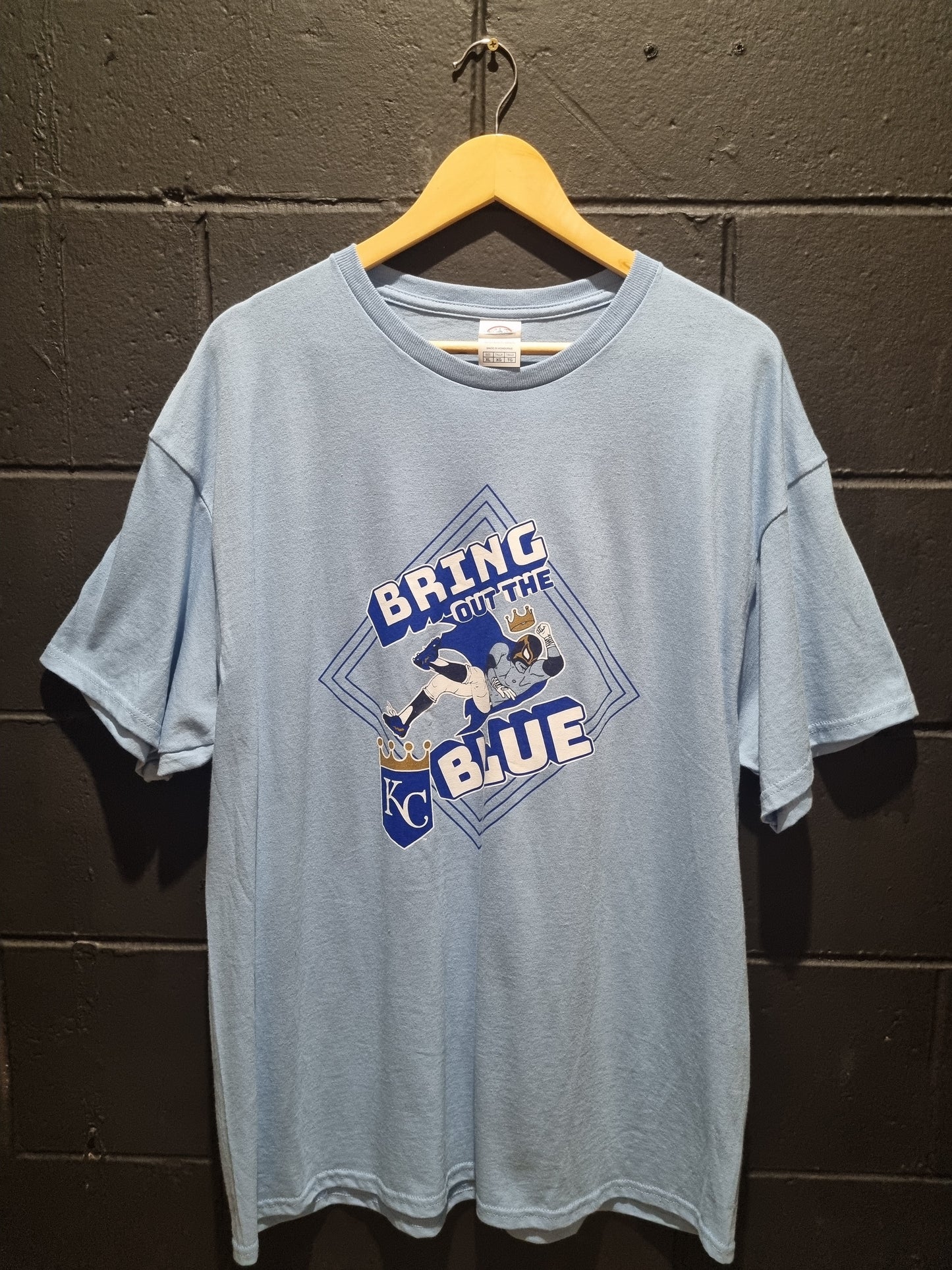 KC Royals Bring Out the Blue XL