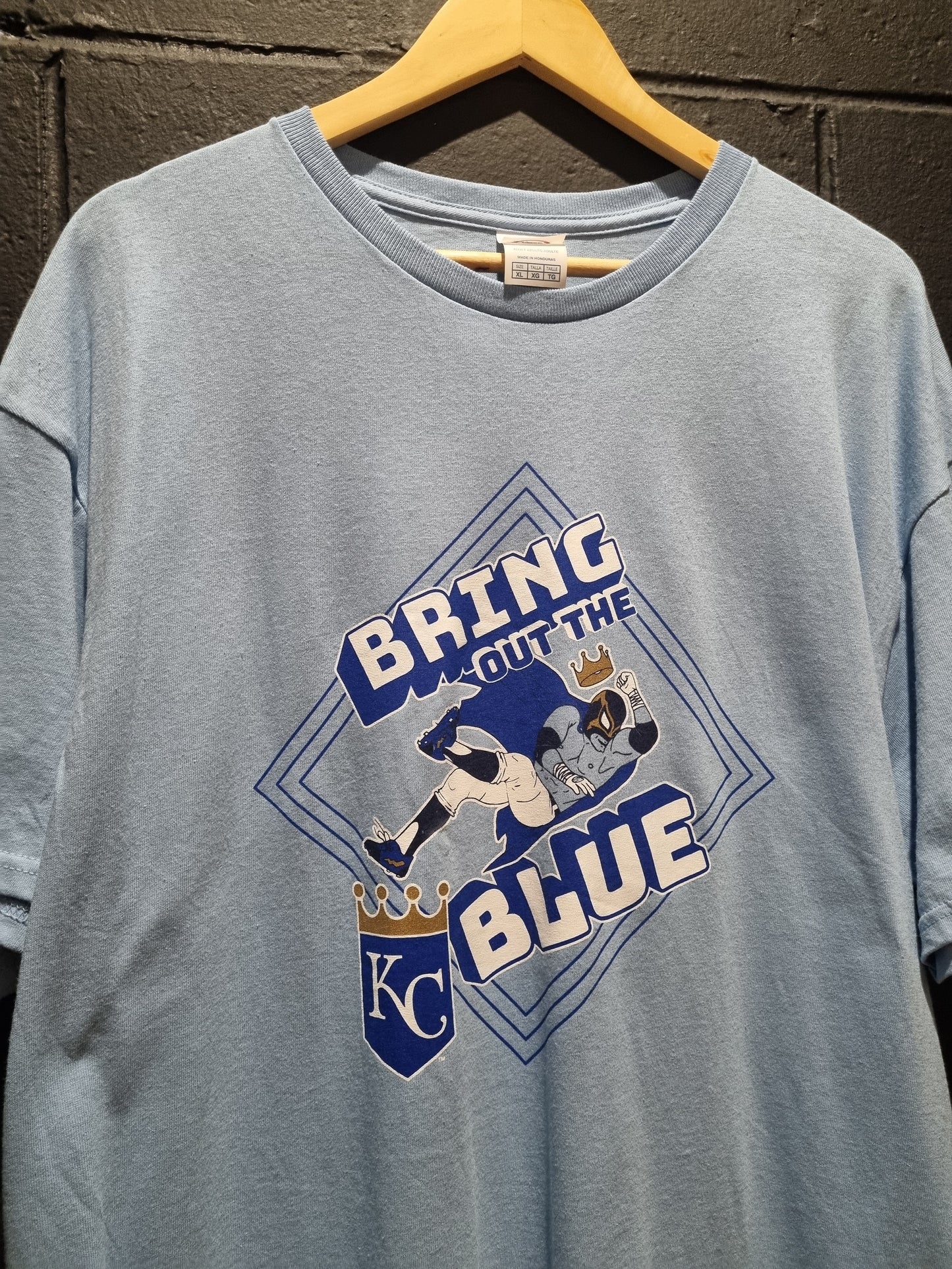 KC Royals Bring Out the Blue XL