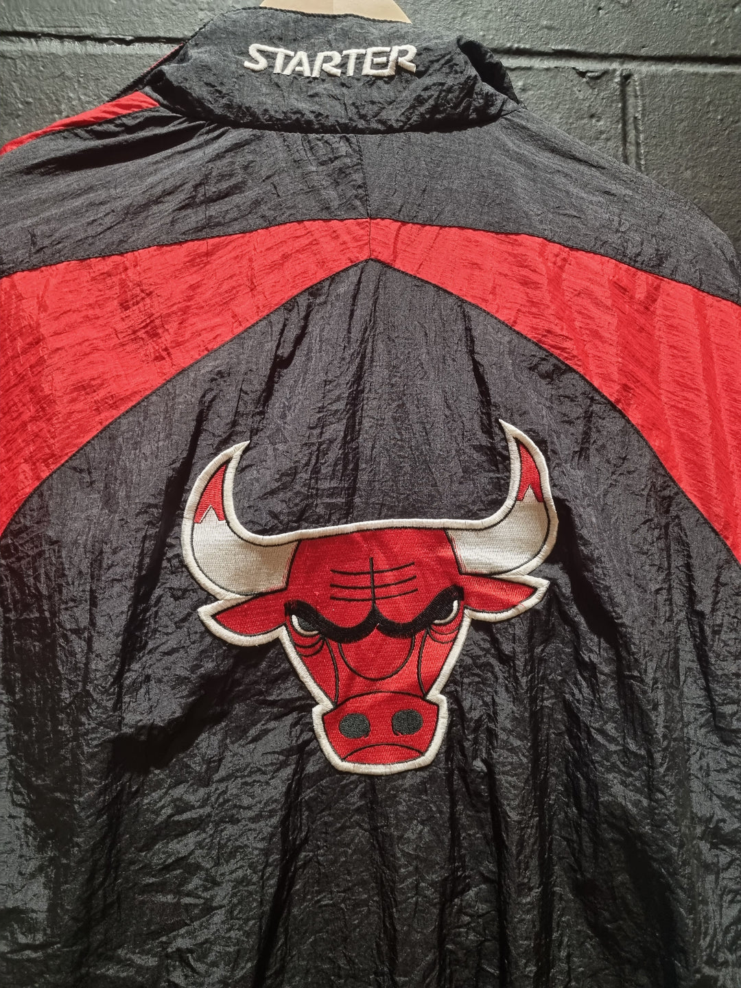 Chicago Bulls Starter Brand Track Jacket XL