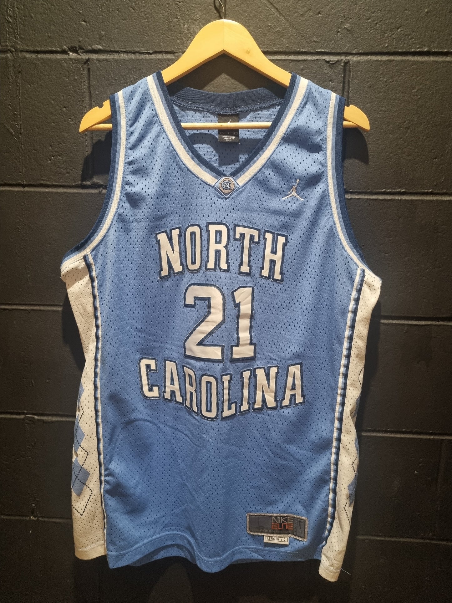 North Carolina Tar Heels Nike Elite Large