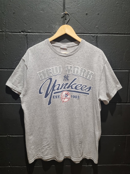 New York Yankees Genuine Merchandise Large