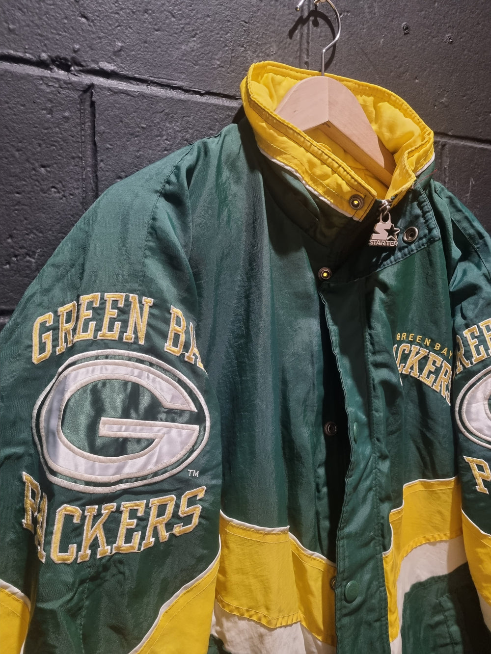 Green Bay Packers Proline Starter Heavy Duty Puffer Jacket Large