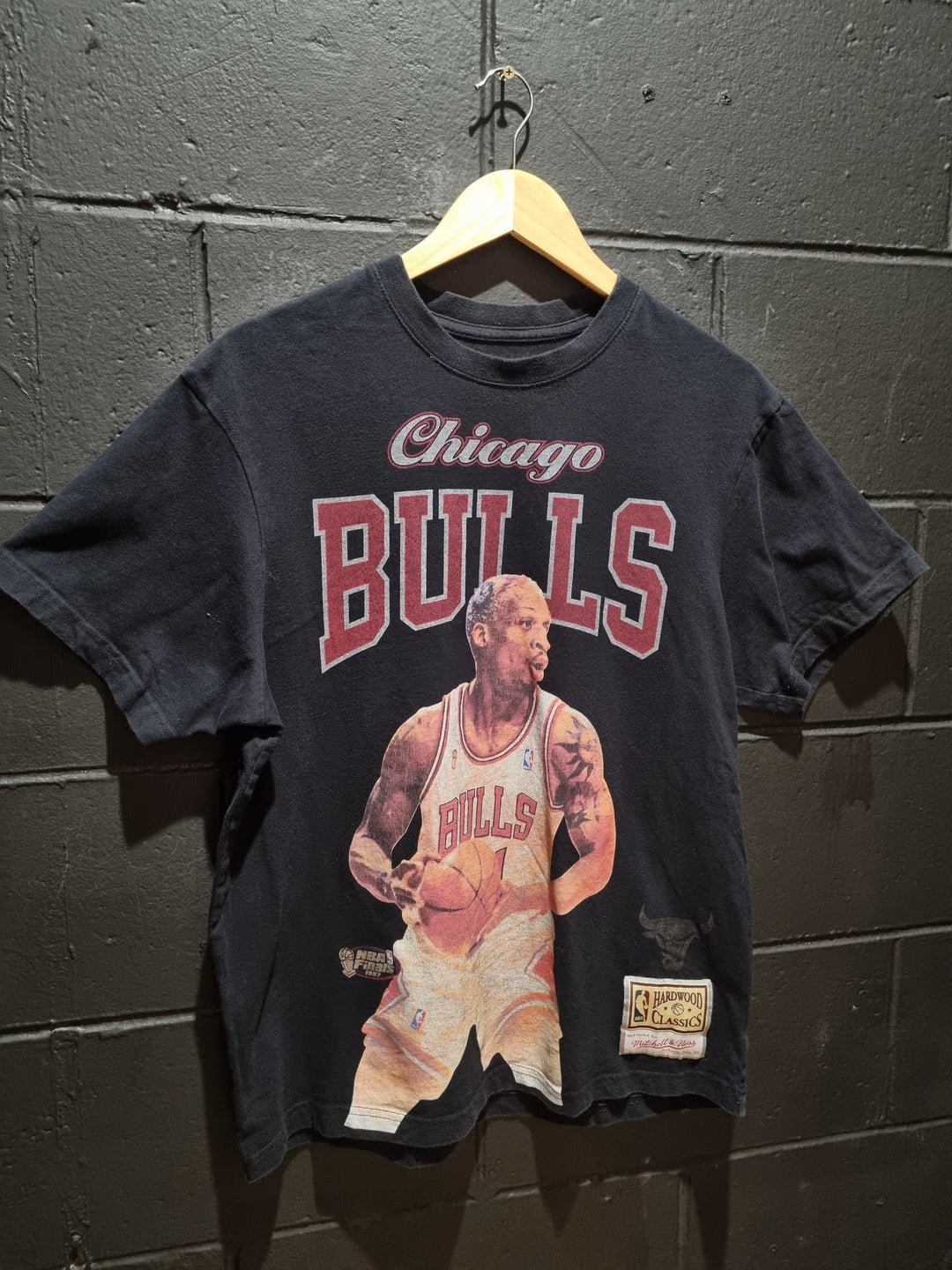 Chicago Bulls Rodman Mitchell and Ness Crew Neck Medium