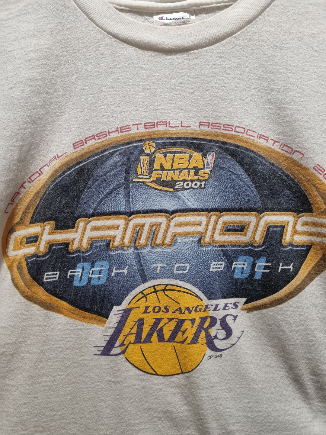 Los Angeles Lakers Back to Back Champion 2001 Made in Mexico Youth XL 18/20