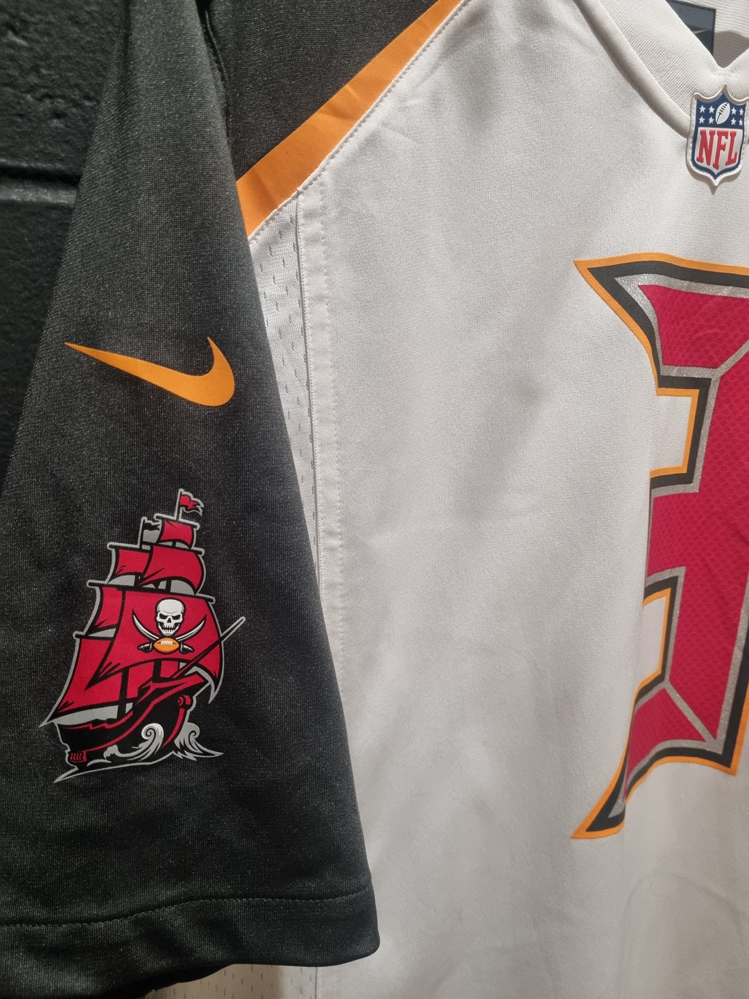 Tampa Bay Buccaneers Winston Nike Medium