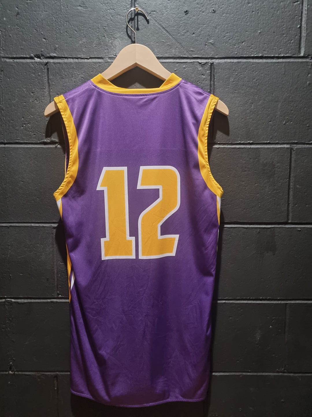 Reversible Lakers Jersey Medium