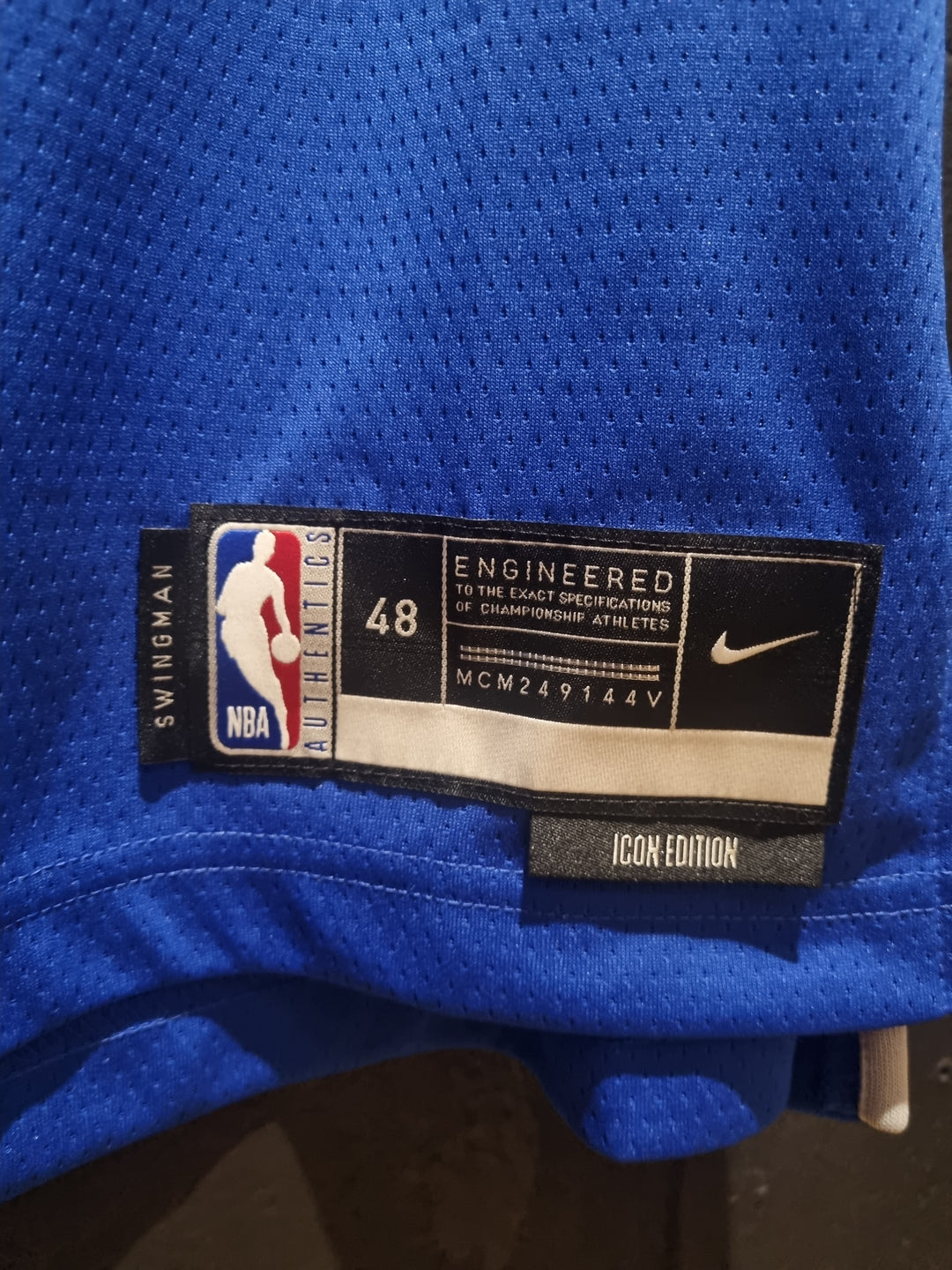 Dallas Mavericks Doncic Nike Swingman Replica Large