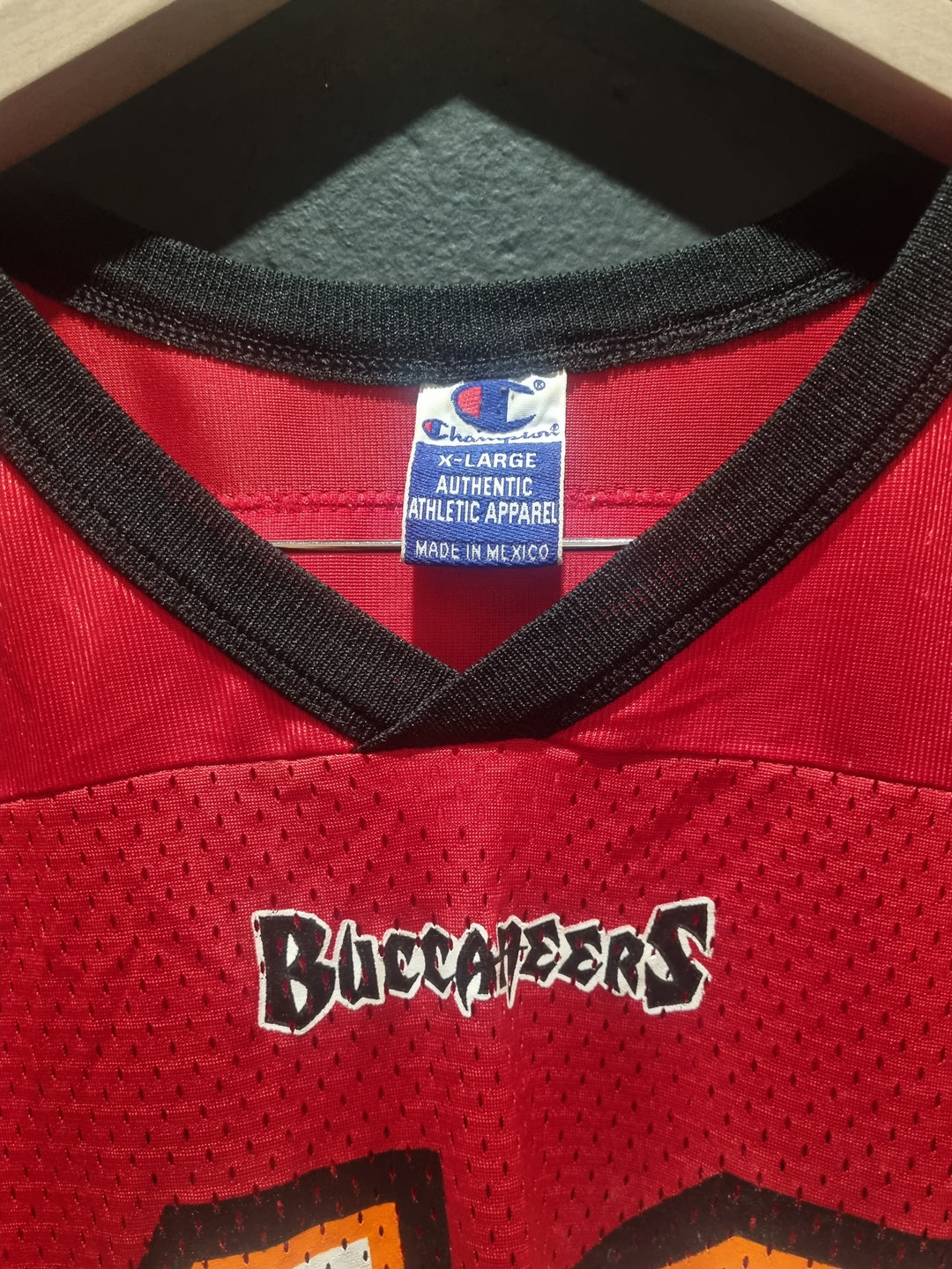 True Vintage Tampa Bay Buccanners Alstott Champion XL