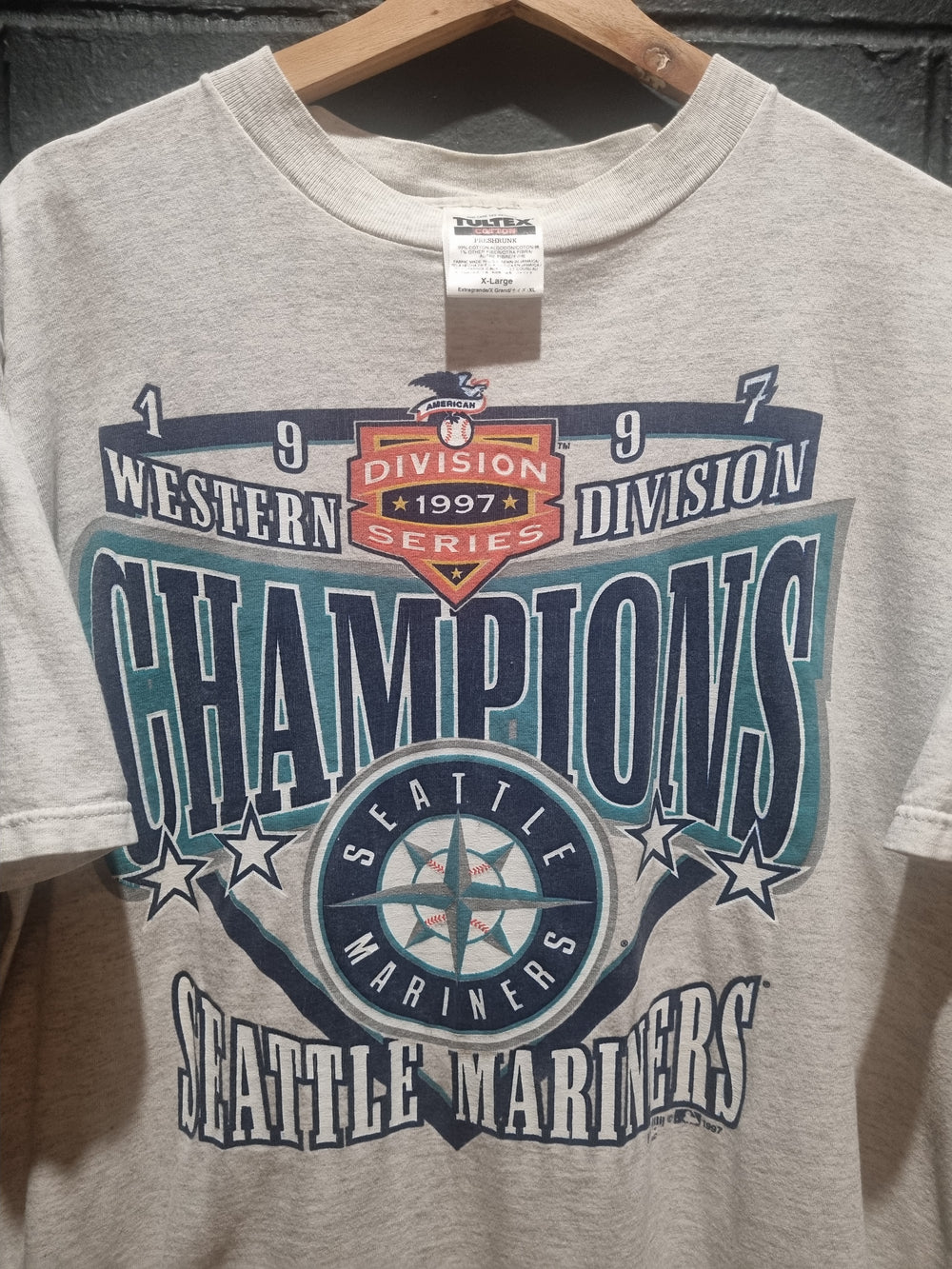 Seattle Mariners Western Division Champions 1997 Made in USA by Tultex XL