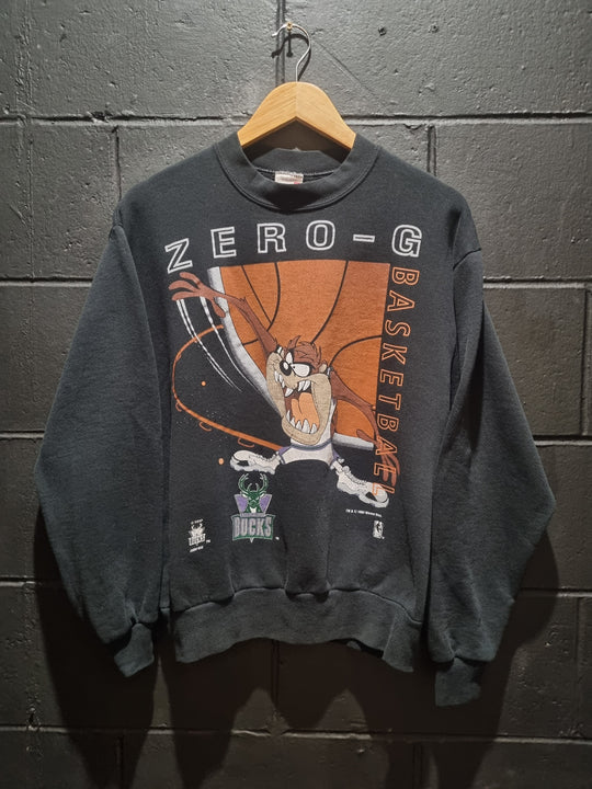 True Vintage Rare Looney Tunes 1994 Taz Milwaukee Bucks Sweater Small