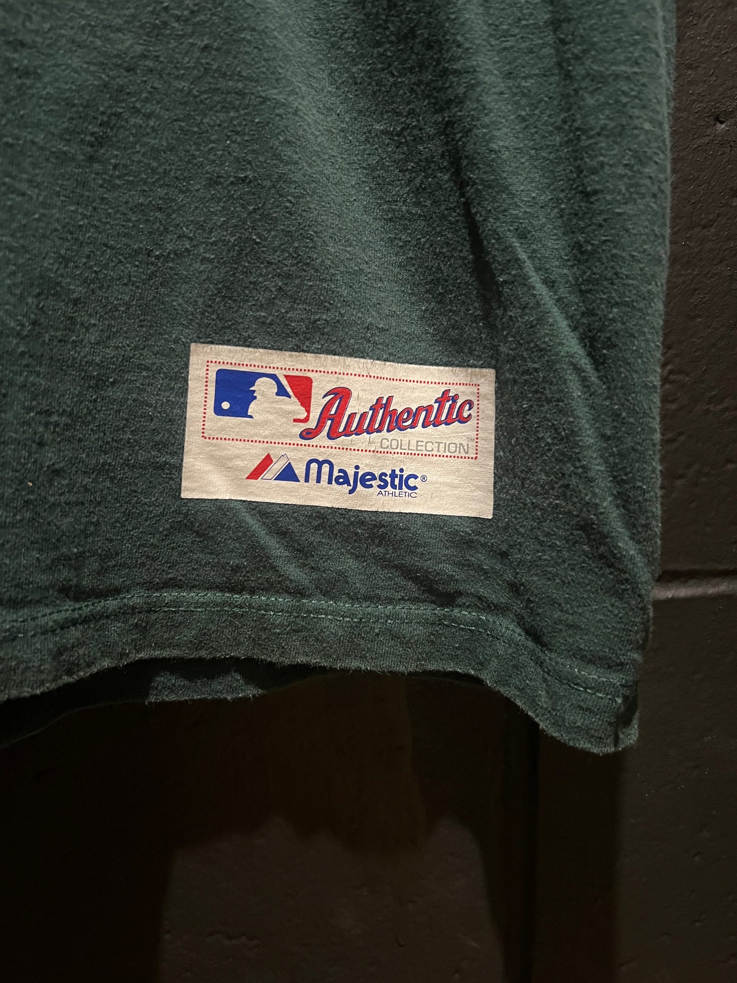 Oakland Athletics Majestic T-Shirt Large