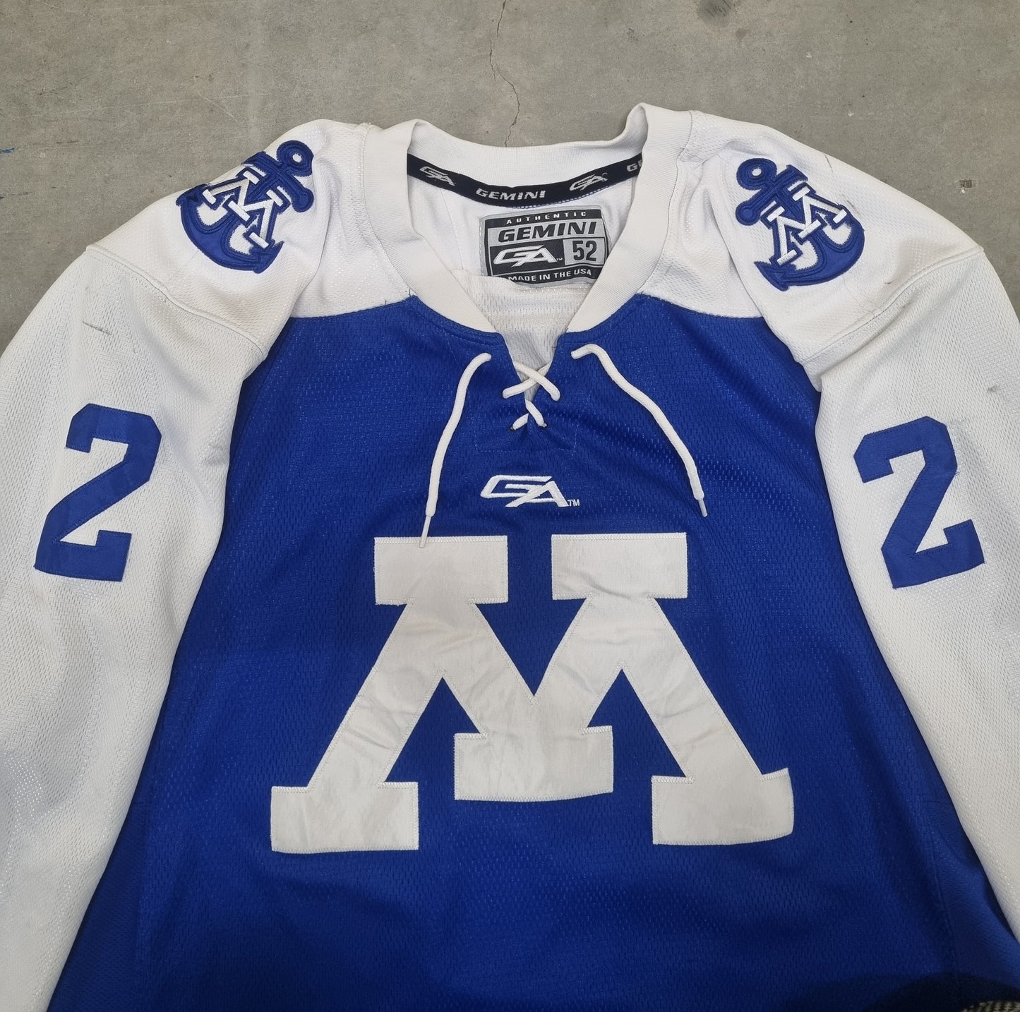 True Vintage Minnetonka Hockey Made by Authenti  Gemini in USA Large