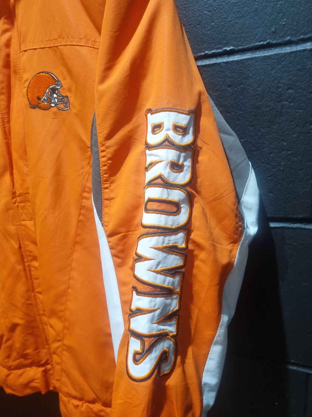 Cleveland Browns Puffer Jacket Youth XL / Adult Medium