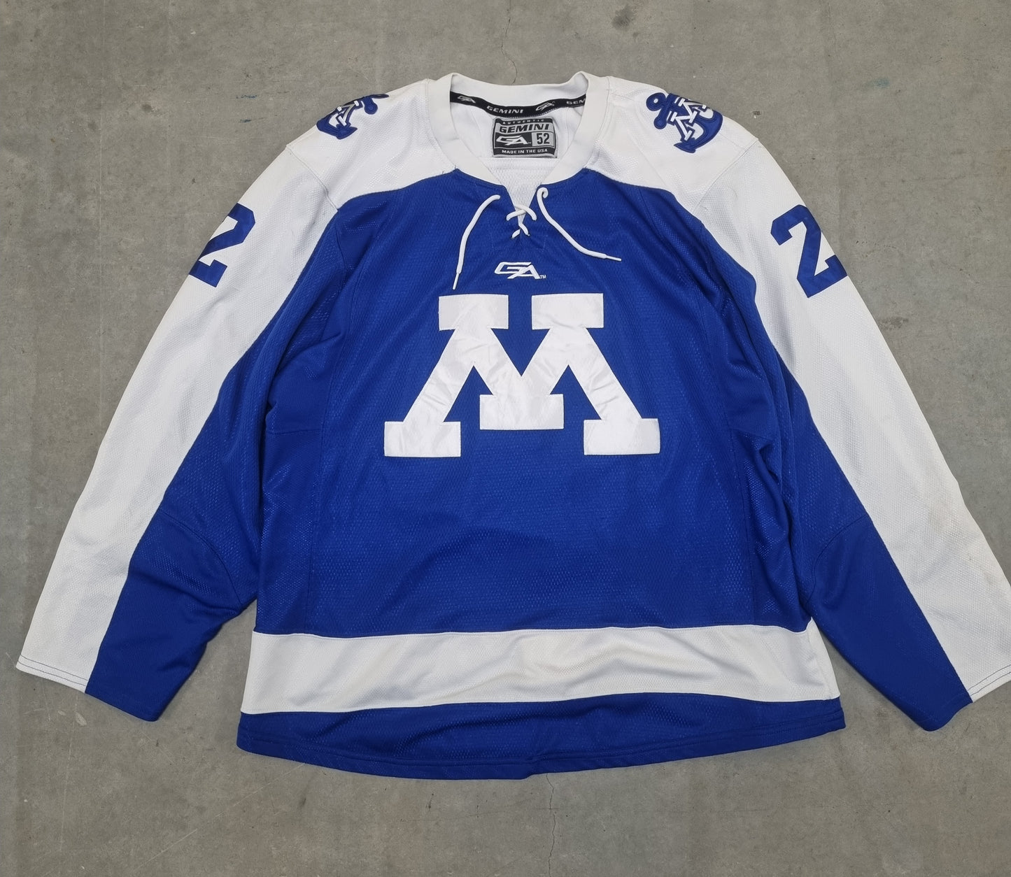 True Vintage Minnetonka Hockey Made by Authenti  Gemini in USA Large