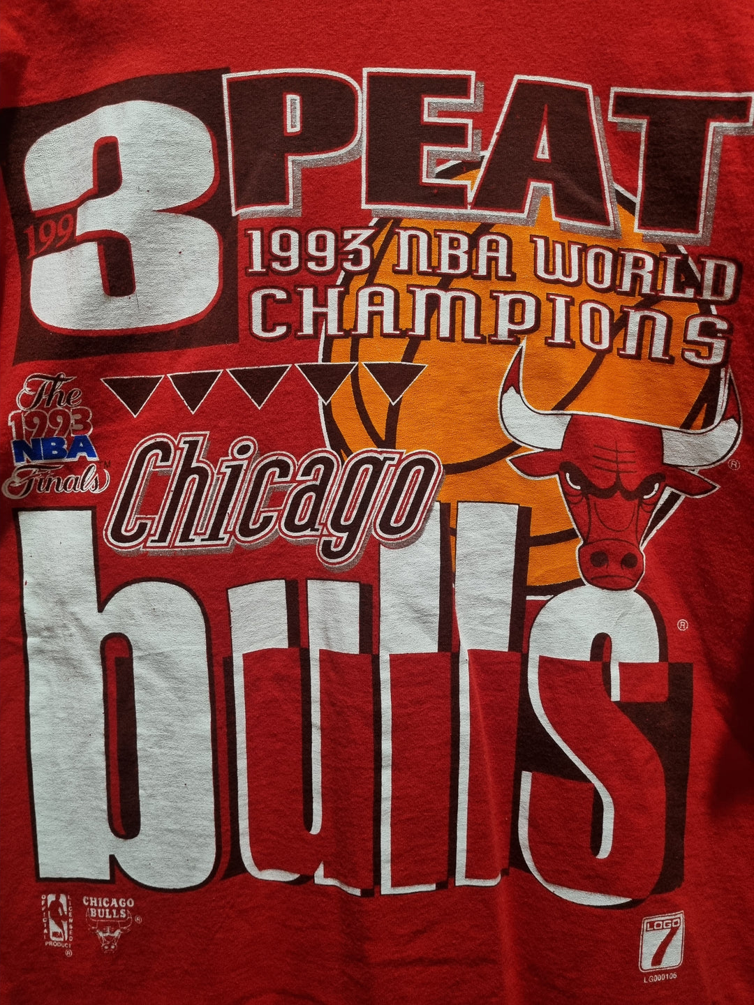 True Vintage Chicago Bulls 3 Peat 1993 Logo7 Large