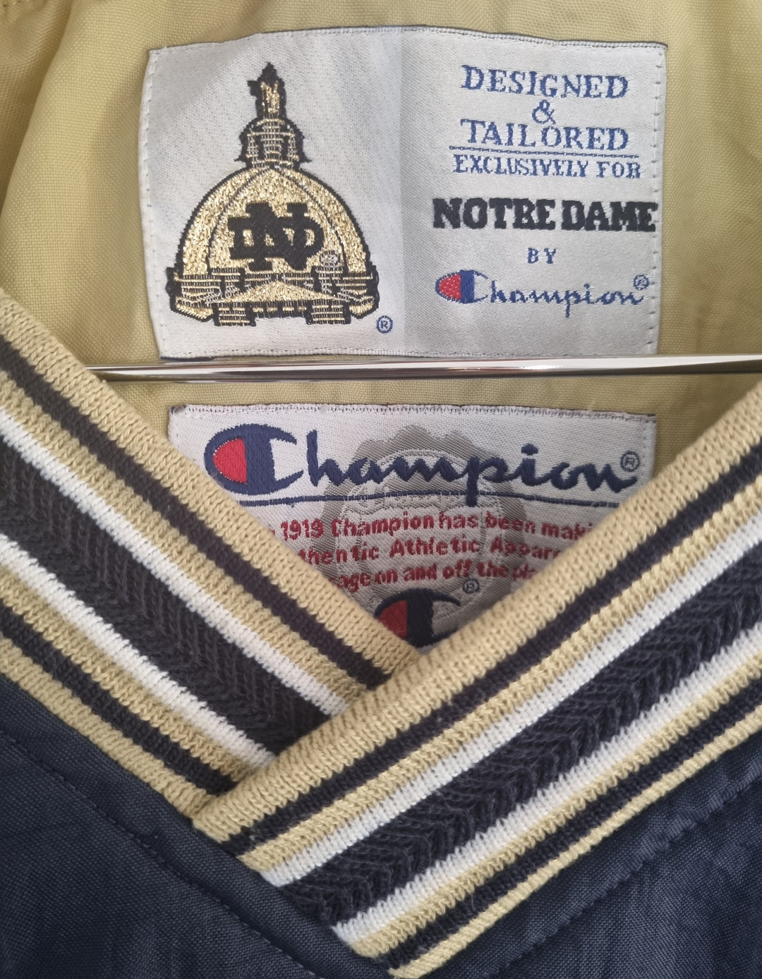 Notre Dame Champion Pullovers XL