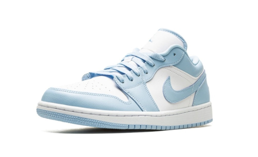 AIR JORDAN 1 LOW 'ICE BLUE'
