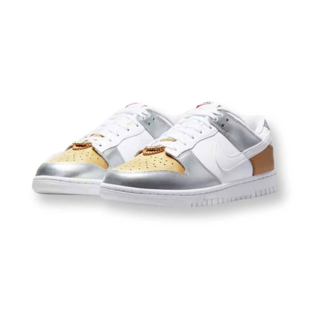 Women's Nike Dunk Low SE Heirloom