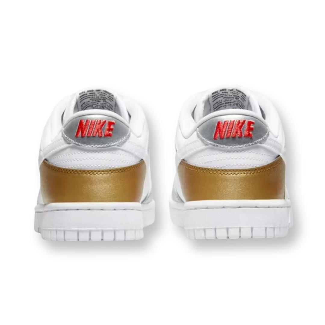 Women's Nike Dunk Low SE Heirloom