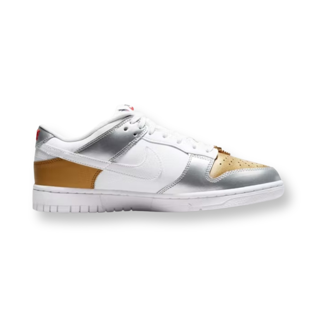 Women's Nike Dunk Low SE Heirloom
